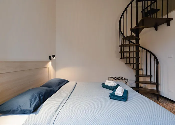 Palazzo Rialto Antique Apartment *