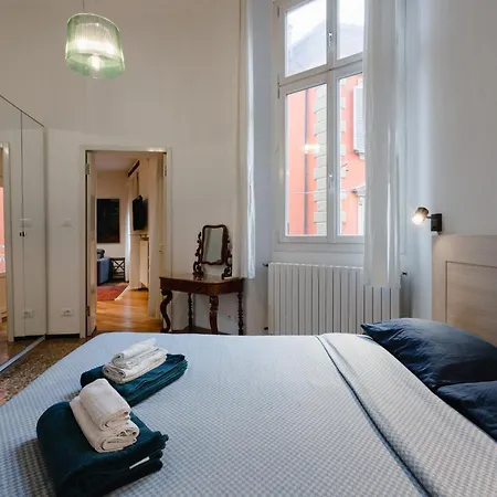 Palazzo Rialto Antique * ボローニャ