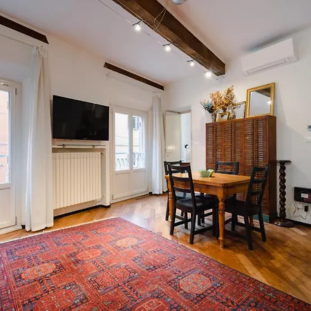 Palazzo Rialto Antique Apartment *