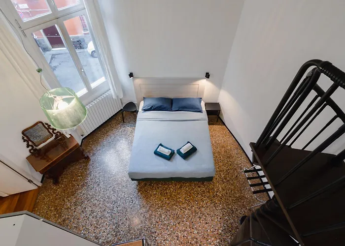 Palazzo Rialto Antique Apartment